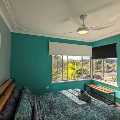 Ozzie Pozzie Backpackers Hotels near Port Macquarie Private Hospital