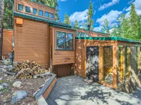 High Altitude Haven 3 Bedroom Home by RedAwning Hotels in Fairplay