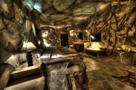 Caves Beach Resort Adults Only