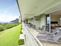 Poinciana Lodges - Ocean Views Hotels in Hamilton Island