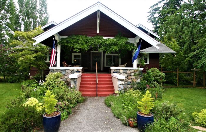 Kangaroo House Bed & Breakfast