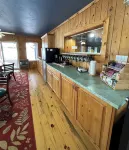 Mount Peale Country Inn Near Moab - parking