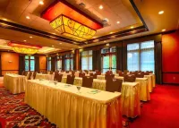 ريفيرستون كوندو ريزورت آند سبا فنادق في بيجون فورج