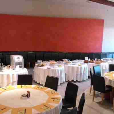Hotel Cecere Dining/Meeting Rooms