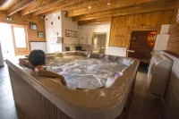 Logis Hôtel Centrotel et Spa Bulles d'Allier - Kylpylä