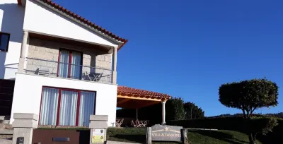 Villa Tavares Guest Houses Отели в г. 