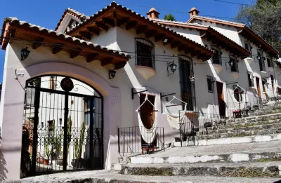 Magnolias Boutique Suites & Spa