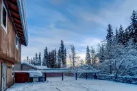 'Northern Bliss' Modern Mtn-View Home in Fairbanks