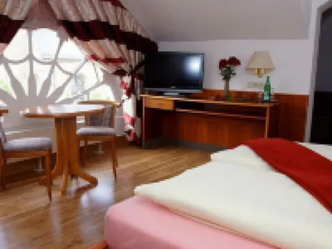 Elektro-Hotel Rosenhaus Gmbh Hotels in Velbert