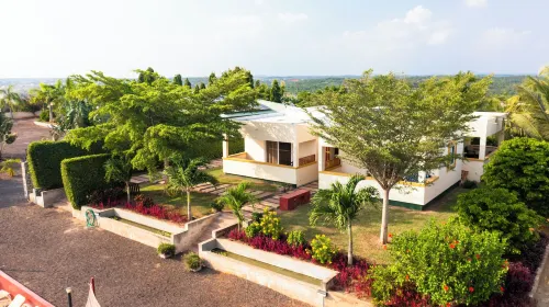 Golden Hill Parker Hotel Hotels in Elmina