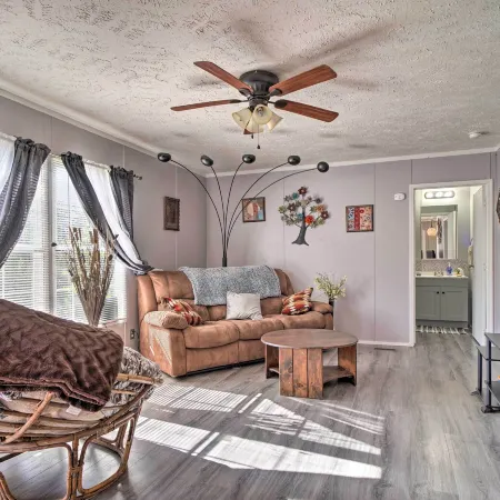 Private Yard & Fire Pit: Pet-Friendly Midway Abode
