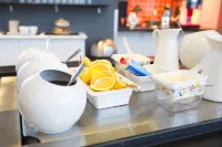 Aiden by Best Western Stockholm Kista - Bữa sáng