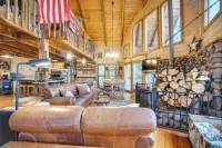 Roots Rustic Retreat Tree-Lined Cabin in McCall - Spa