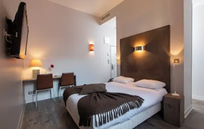 Hôtel de Paris Hotels in Sète