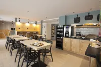Brit Hotel Essentiel Arverne - Clermont-Ferrand Sud - Frühstück