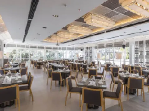 カンタリー ベイ ホテル＆サービス アパートメント ラヨン ラヨーンのホテル