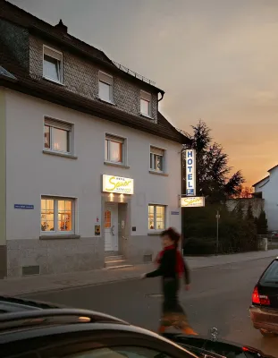 Hotel Sauer Garni - Alojamientos