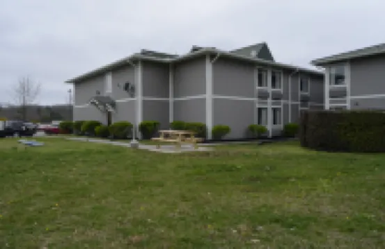 Quality Inn Hotel di 