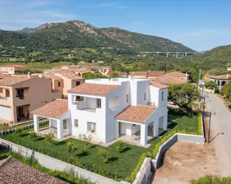 Residenza l'Alzoni Hotels in San Teodoro