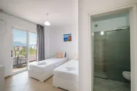 Sunshine Hotel - 3-Star