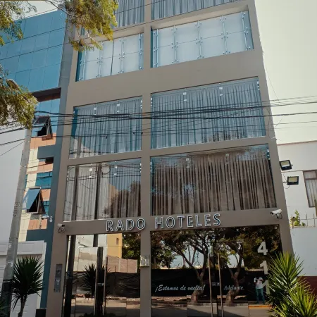 Rado Hotel - Santa María