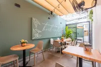 Hotel Stay Here Suites - breakfast
