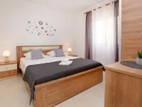 Apartments Villa Senija