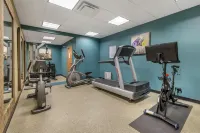 Best Western Plus University Inn - Gym