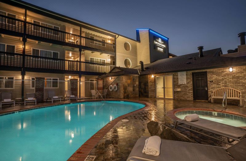 Lincoln Sands Oceanfront Resort, Ascend Hotel Collection photo 2
