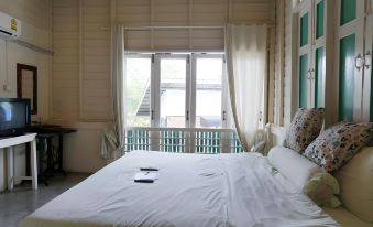 R-Lampang Guest House