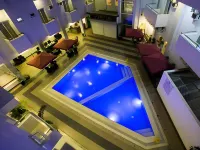 Isabela Zen Hotel & Restaurant Corporation - プール