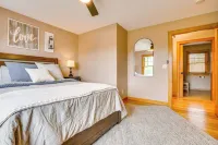 Hot Tub and Trail Access Spacious Stockholm Retreat - 3-Star