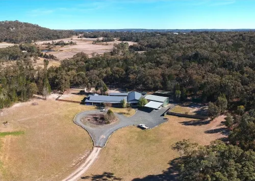 Stanthorpe Country Resort, 6 bedrooms for 12 guests