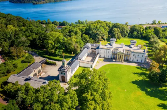 Holiday Inn Express HAMILTON - UPPER JAMES by IHG Hotels near Dundurn Castle National Historic Site