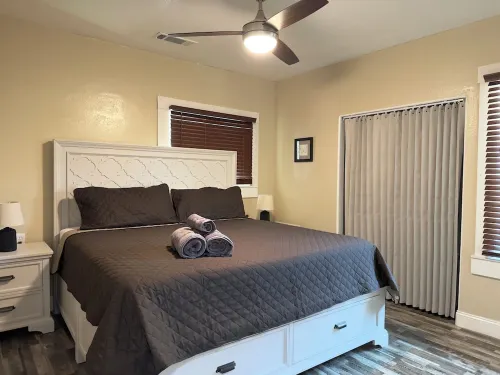 Sequoia Escape 3BR Home w/ King Bed & In-Unit Laundry