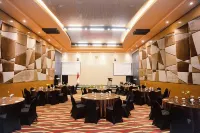 Meotel Purwokerto Hotels in Purwokerto