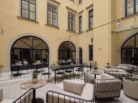 Hotel Palais Mailberger Hof Hotels near Imperial Crypt