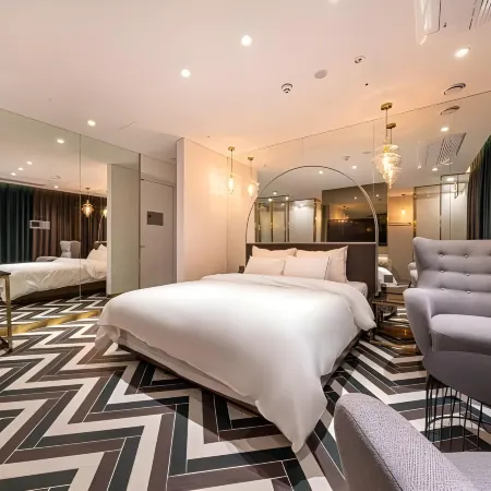 Hotel The Castle Jamsil(Bangi) 1 Отели рядом с достопримечательностью «Станция метро Jamsil»