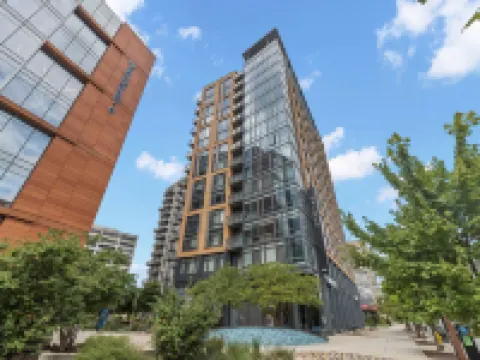 Placemakr Marymount Ballston Arlington, Apartments by Hilton Hotels near Arlington National Cemetery