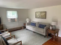 Darling Cape Cottage - Steps from Downtown Harwich Port