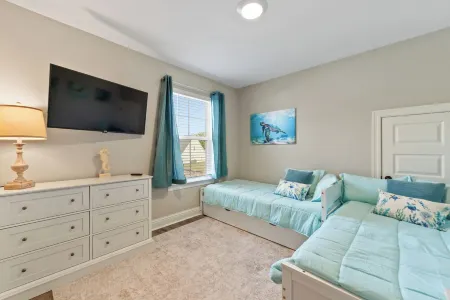 The Coral Reef Estate - 5 bd/ 3 bath