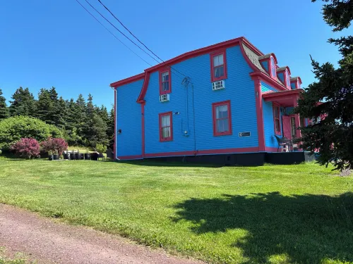George House Heritage B&B Hotels in Dildo