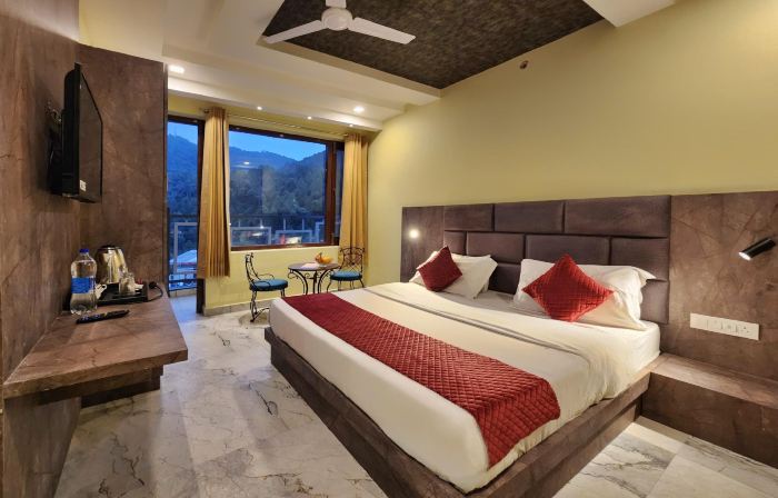 The White Orchid Dalhousie