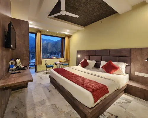 The White Orchid Dalhousie Hotels in Chamba