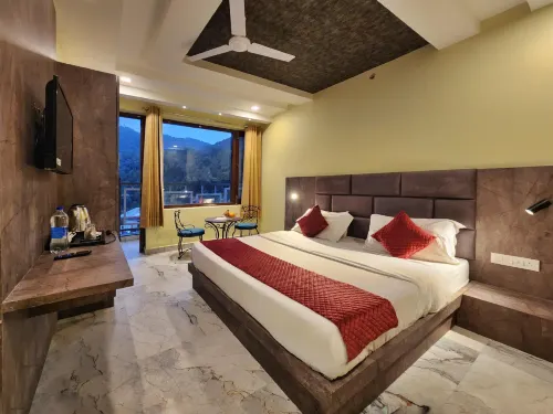 The White Orchid Dalhousie