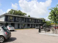 Dunedin Cove Motel Hotels in Dunedin