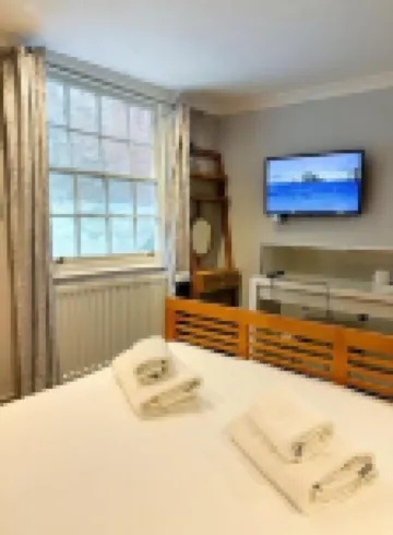 V Rooms Brunswick Square