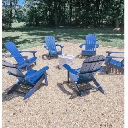 Newly updated 3 bedroom cottage with Solo Stove fire pit