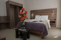 Hoteles Gutiérrez Mansión Hotels near Héroes Navales Park