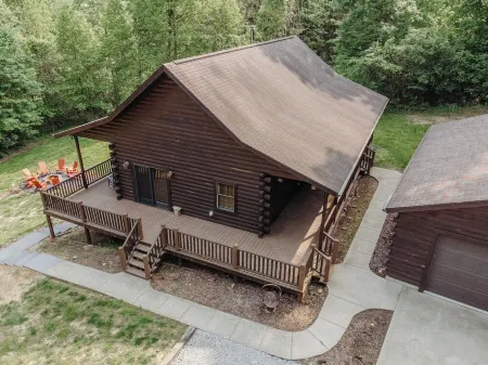 "Ultimate Luxe Escape with Private Movie Theater and Game Room"